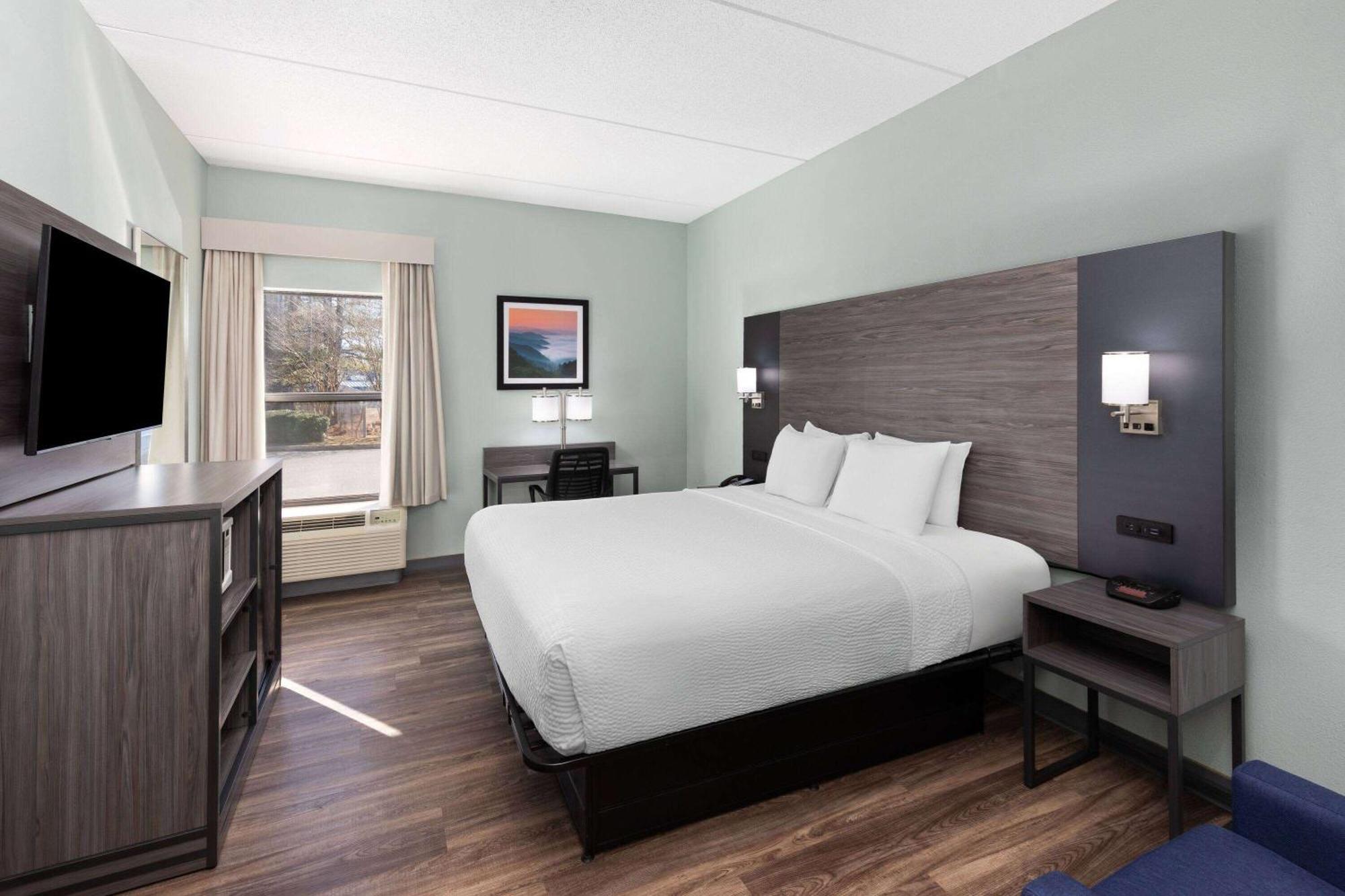 Baymont By Wyndham Creedmoor Otel Dış mekan fotoğraf
