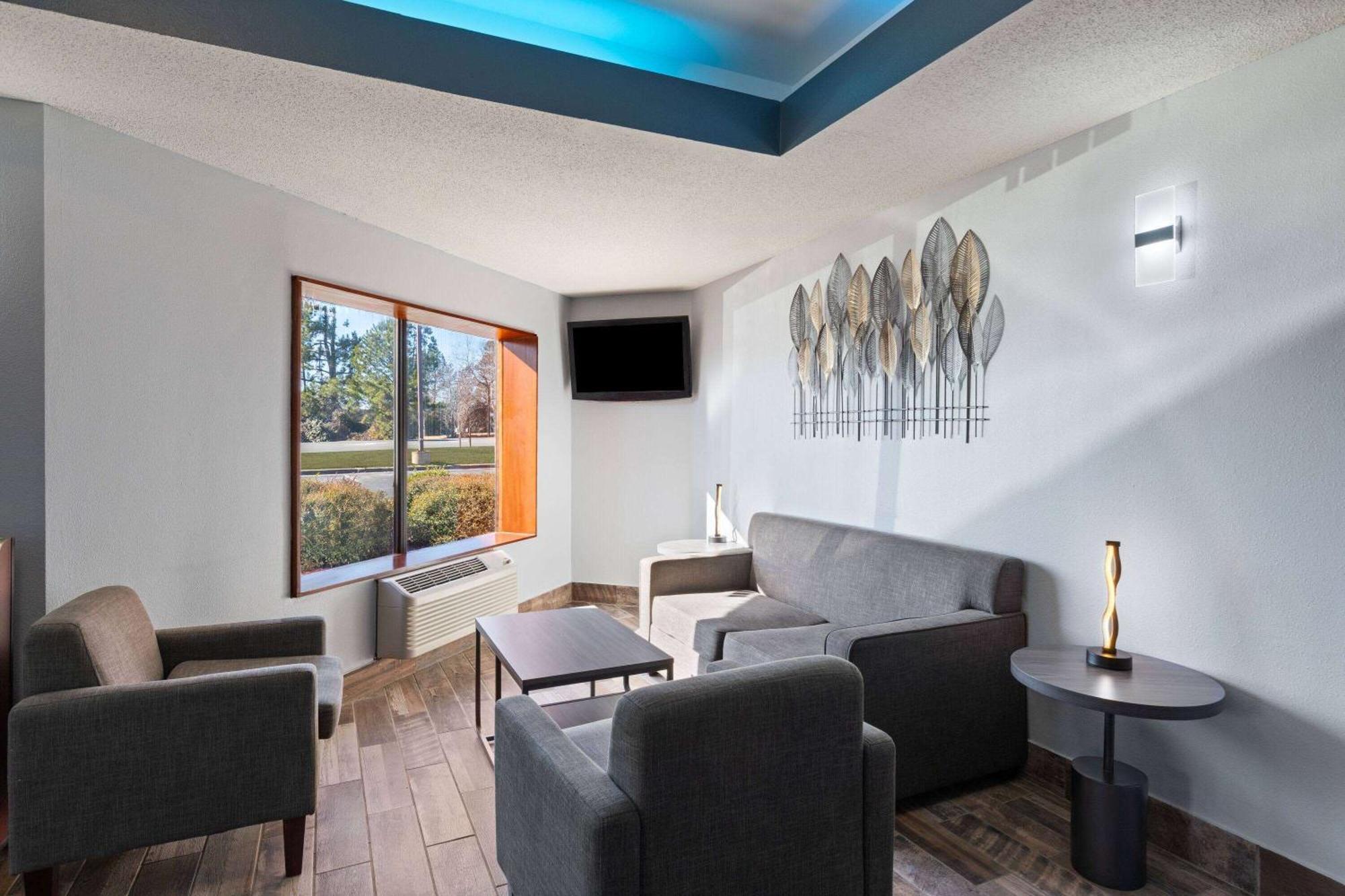 Baymont By Wyndham Creedmoor Otel Dış mekan fotoğraf